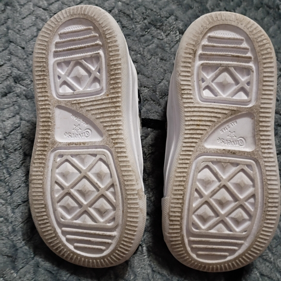 Converse Kids High-Top Sneakers - White and Black - Picture 4 of 5